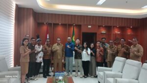 Kadis Koperasi UKM NTT Dampingi Gubernur Terima Audiensi Komunitas Kopi NTT