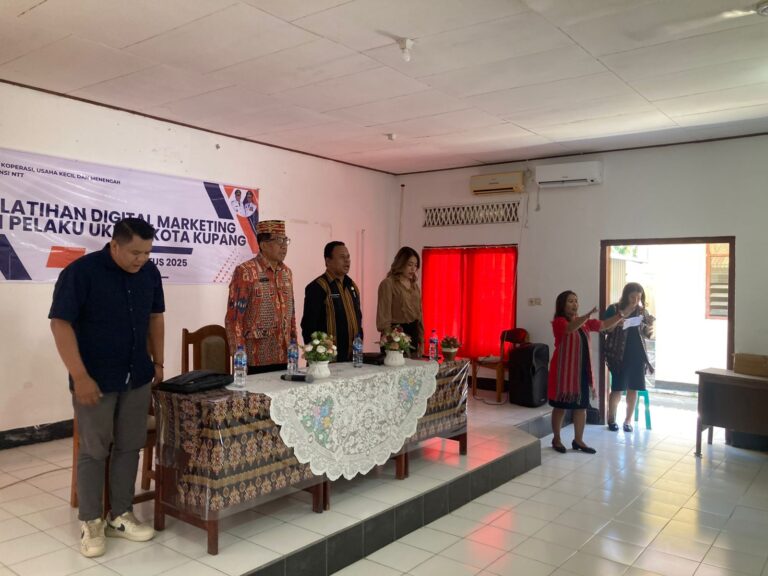 Pelatihan Digital Marketing dan kegiatan Bimbingan Teknis Akuntansi dan Pelaporan Keuangan bagi Pelaku UKM di Kota Kupang