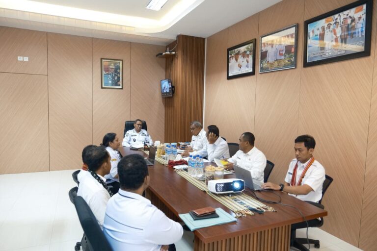 Pembahasan Target dan Realisasi PAD 2025