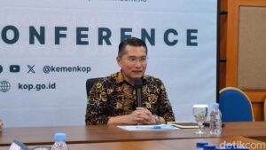 Kemenkop Sebut Koperasi Merah Putih Bakal Jadi Penyalur Bansos